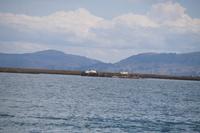 eine einzelne, touristisch wohl ungenutzte Uro-Insel 