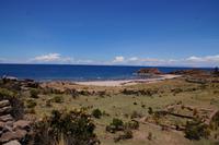 Man möchte fast baden gehen, doch Vorischt, das mediterran wirkende Wasser des Titicaca-Sees ist nur 8 oder 9° warm