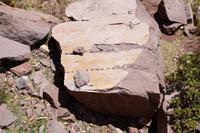 Begonnene Steinabsprengung auf Taquile