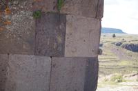 Nasen an Chullpa (Grabturm), Sillustani - wahrscheinlich dienten sie zum Transport der Steine