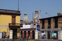 Türme von Limas Kathedrale, vom Franziskanerkonvent aus gesehen 