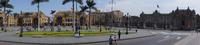 Plaza de Armas, Lima mit Rathaus und Präsidentenpalast