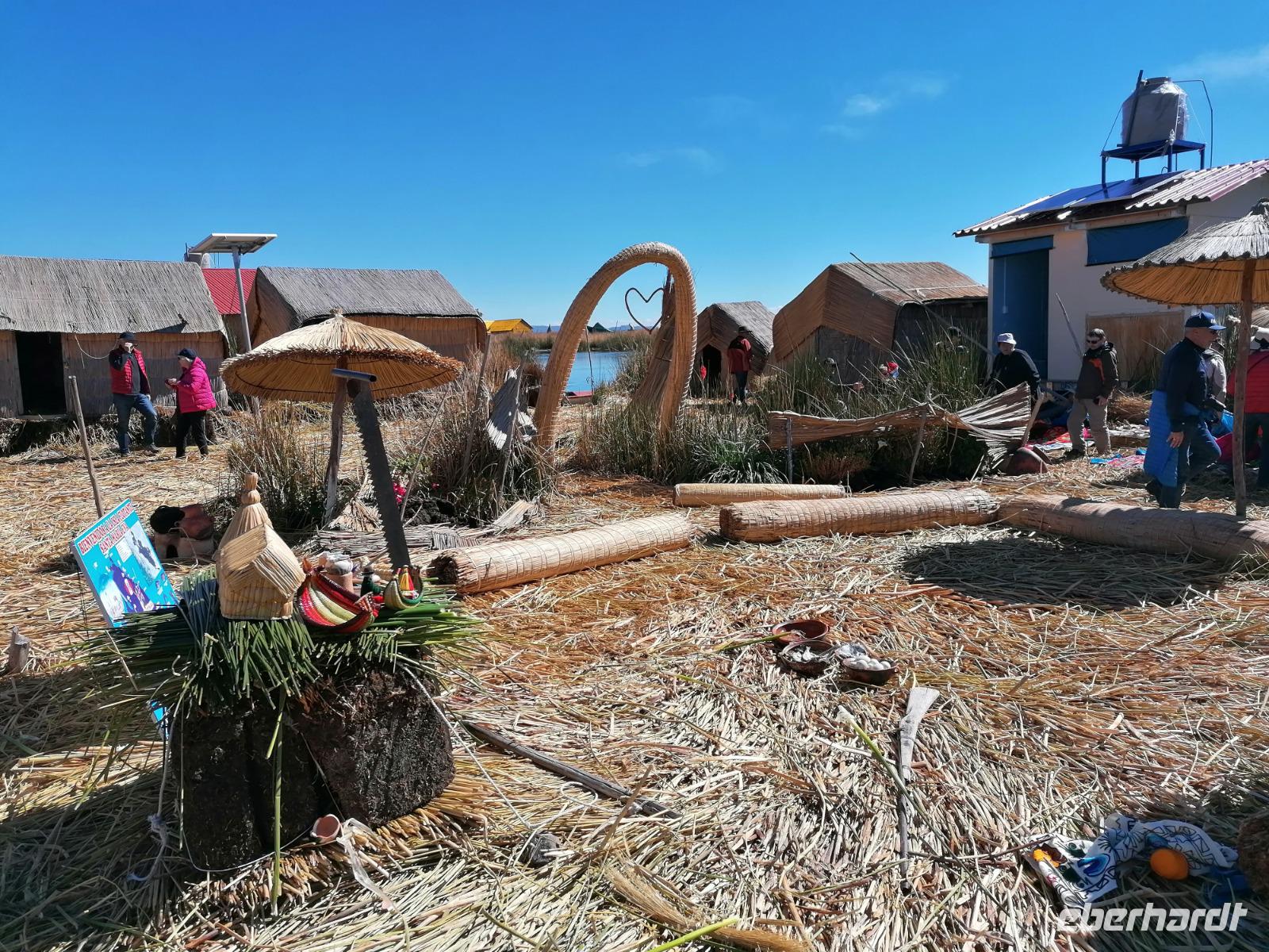Schwimmende Inseln der Uros