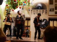 Folklorevorführung im Tunupa (nein, kein kyrillisches Tupura) &ndash; &copy; Andreas Böcker (Eberhardt TRAVEL)