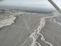 Nasca: Die Fülle der Linien sind geometrisch und laufen trapezmörmig zu &ndash; &copy; Andreas Böcker (Eberhardt TRAVEL)