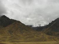 Landschaft auf dem Weg nach Cusco