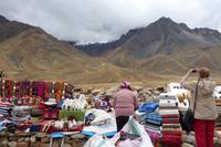 Souvenire am Pass La Raya