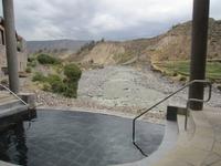Heißes Thermalbad mit Ausblick im Hotel Colca Lodge