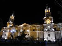 057_Arequipa Kathedrale bei Nacht