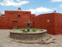 067_Hauptplatz im Kloster