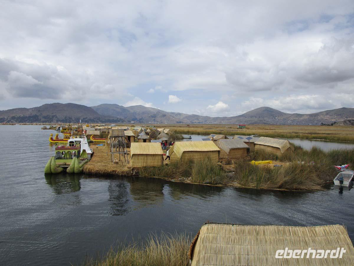 Die schwimmenden Inseln der Uros