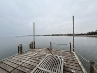 Steg am Hotel