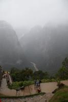 Tief unten im Tal fließt der Urubamba