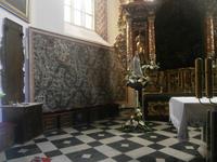 Ledertapeten im Altarraum