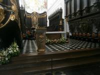 Der Altarraum des Doms