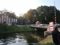 Stadtrundgang in Lötzen, alte von Hand betriebene Drehbrücke am Lötzener Kanal