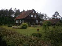 eintypisches Forsthaus in Krutyna