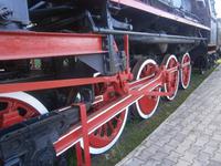 Blick auf das Fahrwerk einer Güterzuglok