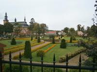 Park bei der Kirche, benannt nach Papst Paul II