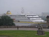 Stettin, ein Passagierdampfer hat im Hafen angelegt