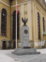 Hirschberg - Patriotisches Denkmal vor Gnadenkirche