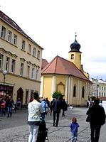 Hirschberg - Markt mit Neptunbrunnen - Blick zu ST. Peter und Paul