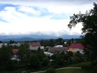 Schloß Lomnitz - Blick zum Riesengebirge