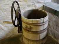 Schloß Lomnitz - alte Wasch