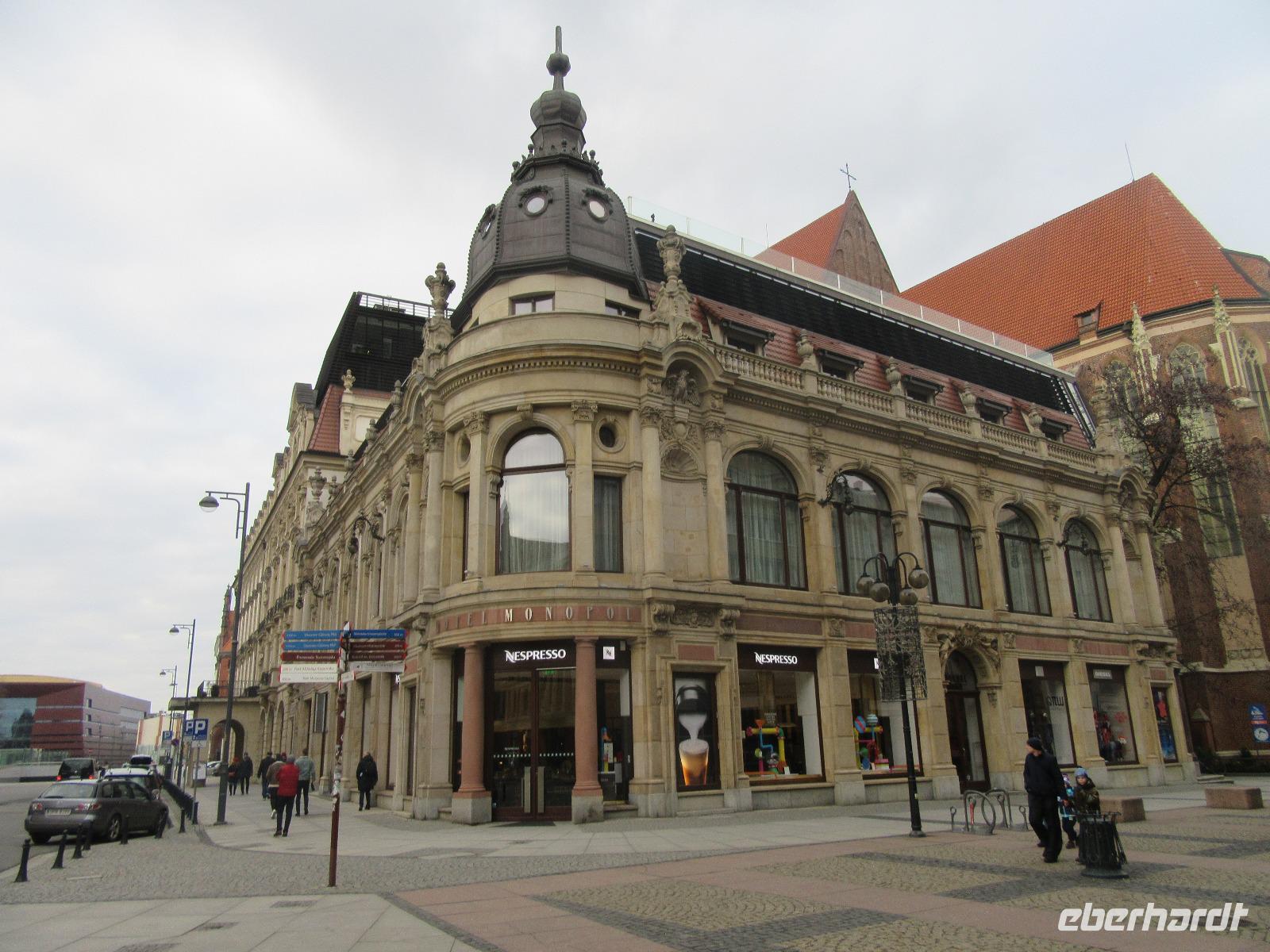 003 Hotel Monopol