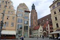 Hänsel und Gretel vor der Elisabethenkirche 