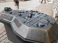 Viele Sehenswürdigkeiten in Krakau sind zum Anfassen & für Blinde beschriftet