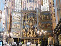 Öffnung des Altars in der Marienkirche Krakau 5