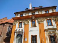 Ehemaliges Waisenhaus auf der Dominsel