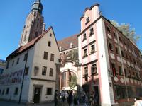 Pfarrhäuschen Hänsel und Gretel vor Elisabethkirche