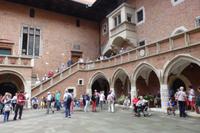 Im Innenhof der UNI von Krakau