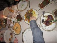 060 Landestypisches Abendessen