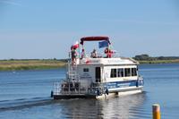 Katamaran-Bootsfahrt im Delta der Swine - Insel Karsibor