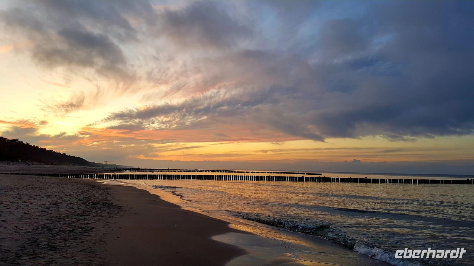 Dzwirzyno Sonnenuntergang über dem Meer
