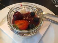 Abendessen: Nachspeise Kokosnuss Tapioca mit Früchten (Milchreis) - Krakau