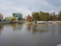 unser Hotel, davor die Oder