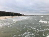 Aussicht von der Seebrücke zum Leuchtturm
