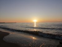 der Sonnenuntergang am Ostseestrand