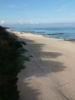 wunderschöner weißer Sandstrand