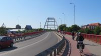Radfahrt über die Hafenbrücke in Kolberg