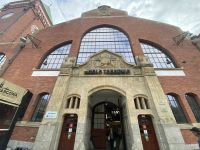 Eingang zur Markthalle