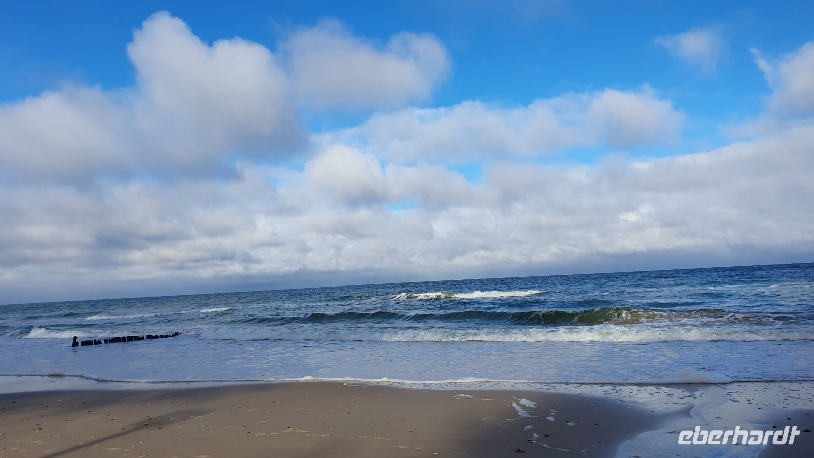 Spaziergang zur Ostsee am Leuchtturm Gaski