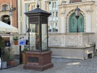 Denkmal für Daniel Gabriel Fahrenheit &ndash; &copy; Falk Rätzer (Eberhardt TRAVEL)