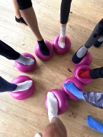 Pilates in der Reisegruppe 