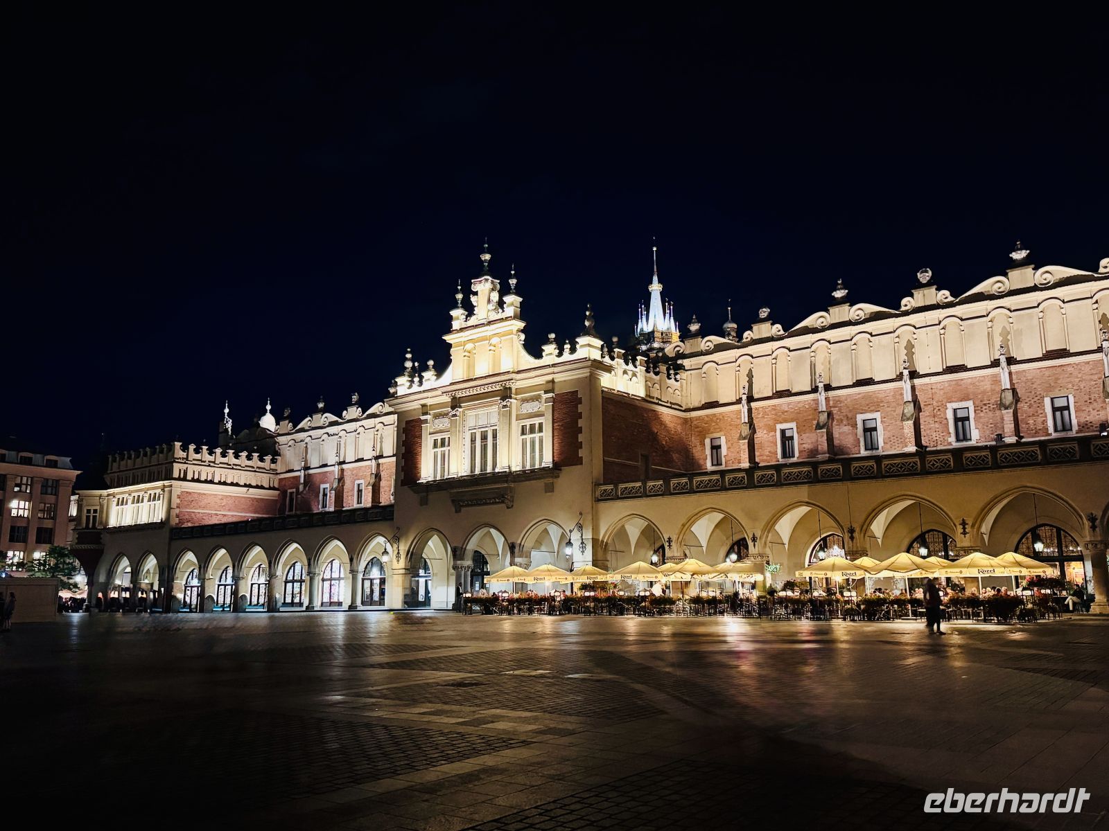 Tag 9 - Tuchhallen, Krakau &ndash; &copy;  (Eberhardt TRAVEL)