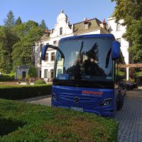 Glatzer Land: Bad Reinherz [poln. Duszniki Zdrój]: unser Hotel Fryderyk und unser Bus